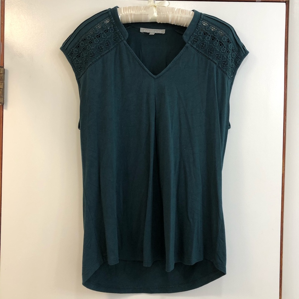 Teal V-neck T-shirt with Lace Detail
